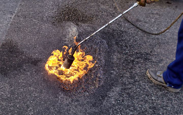 Agglethorpe flat roofing repairs